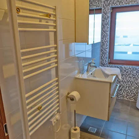 Apartman Montana *