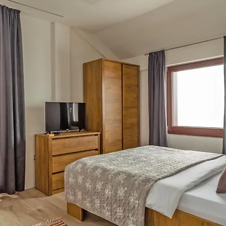 Apartment Montana