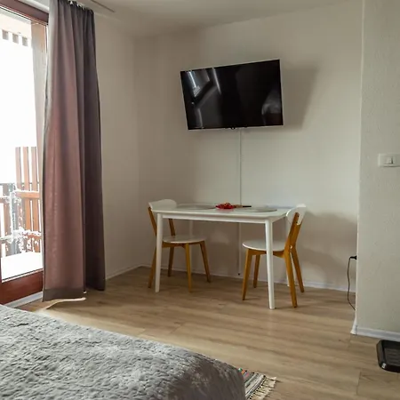 Apartment Montana *