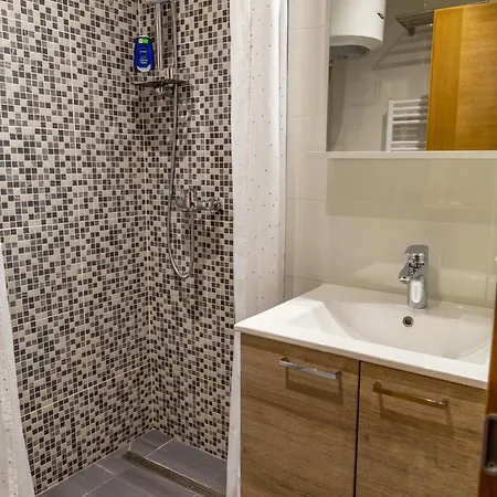 Montana Apartment