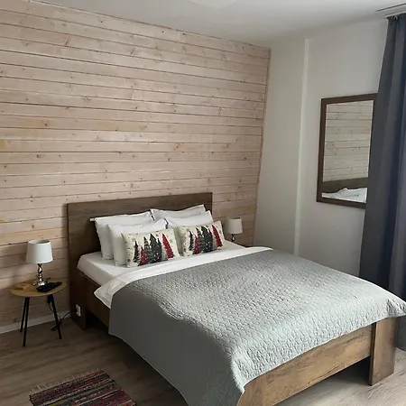 Montana Apartamento *
