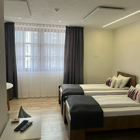 Montana Apartamento *