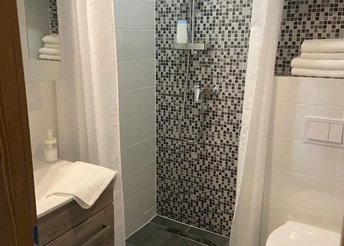 아파트 Montana 자호리나